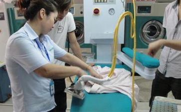 干洗機是如何操作的？