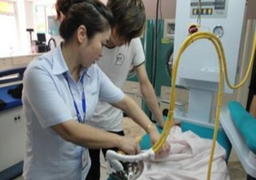 現(xiàn)在開干洗店賺不賺錢？